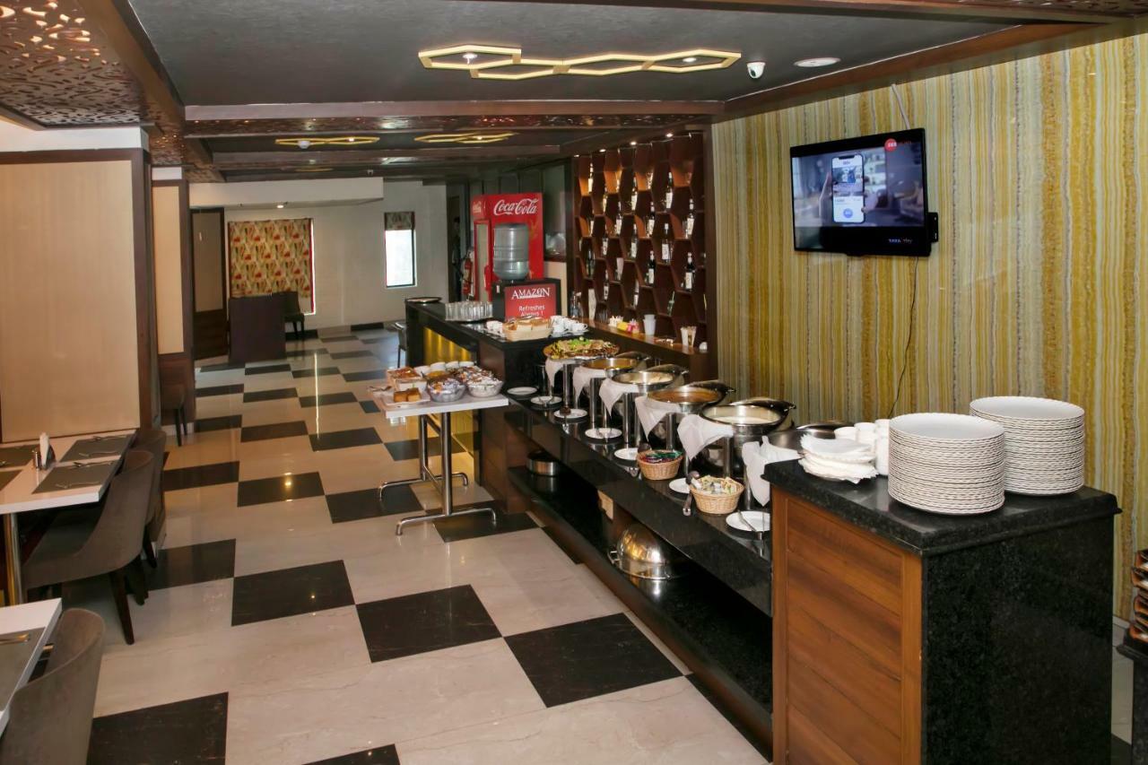 Ganges Grand Hotel Varanasi Exterior foto