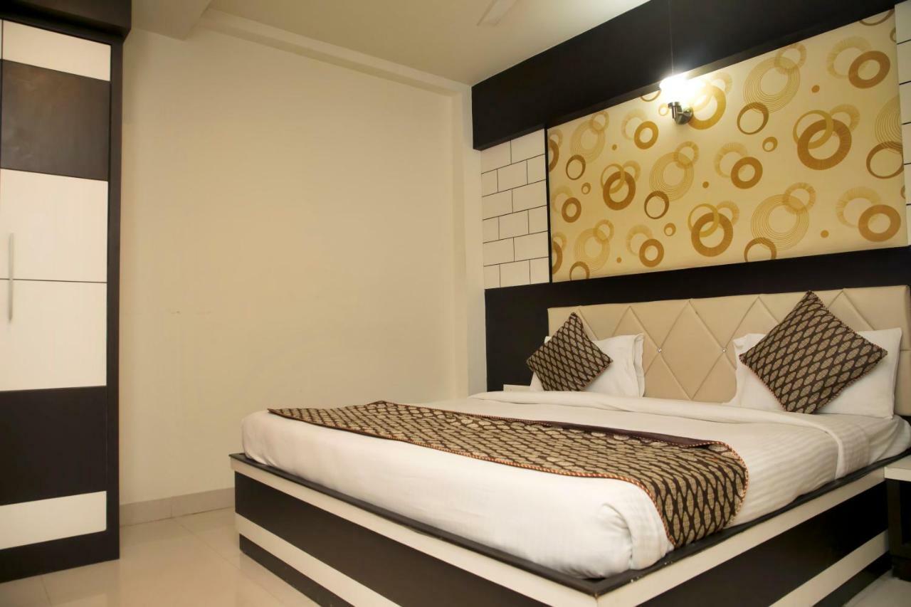 Ganges Grand Hotel Varanasi Exterior foto
